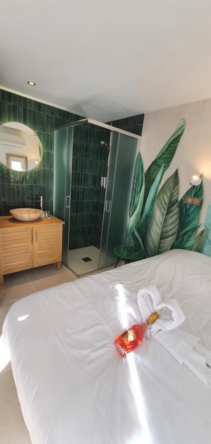 Апартаменти L'Acqua Dolce - La Rochelle - Ile De Re - Jacuzzi Екстер'єр фото